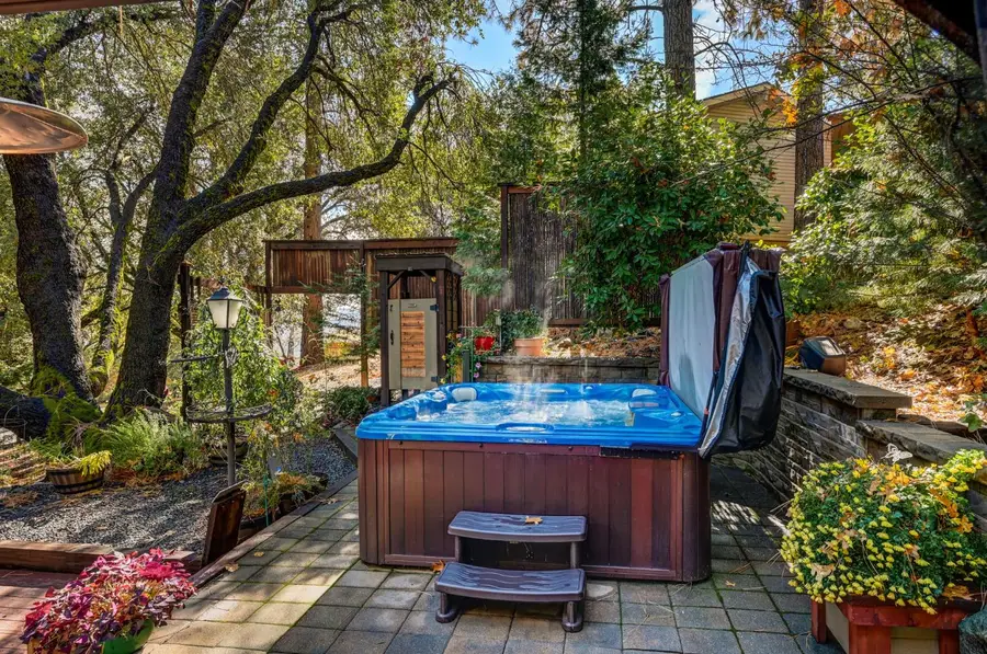 734 Utica Drive, Hathaway Pines, CA 95233 - Image #2