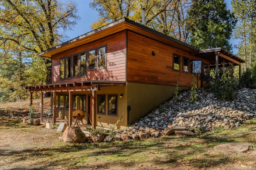 1011 Mccarthy Reservoir Road, Rail Road Flat, CA 95248 - Image #2