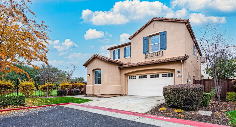 275 Barnhill Drive, Folsom, CA 95630 - Image #3