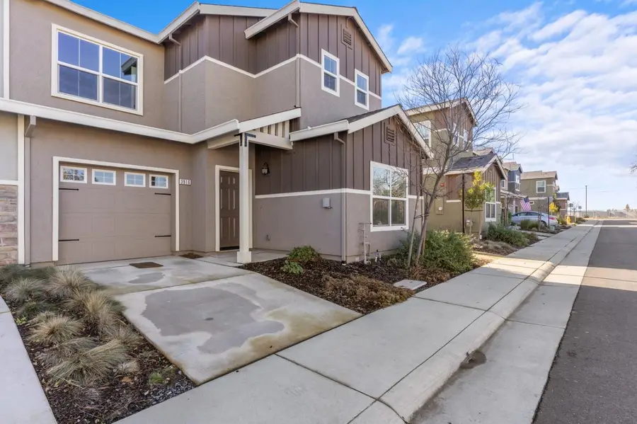 3916 Wickman Loop, Rocklin, CA 95677 - Image #2