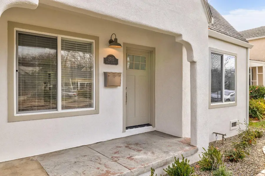 2705 Harkness Street, Sacramento, CA 95818 - Image #3
