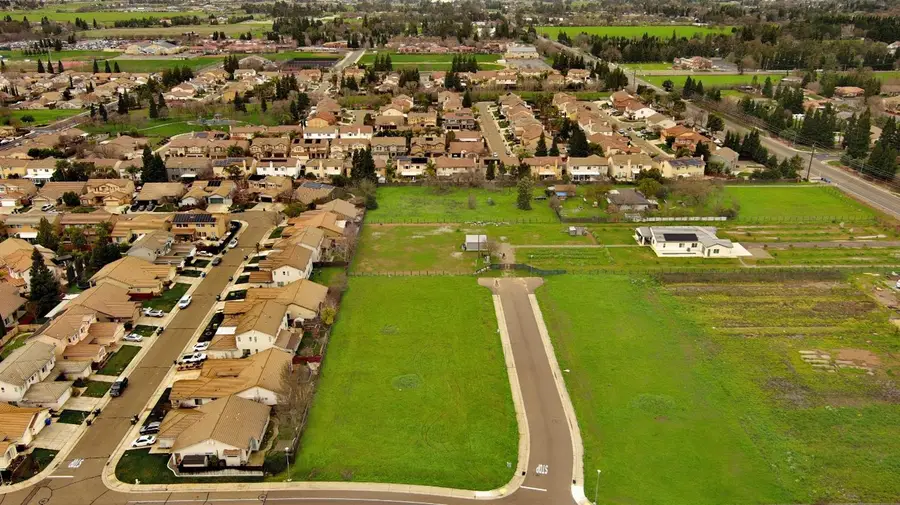 9365 Sheba Circle, Elk Grove, CA 95624 - Image #2