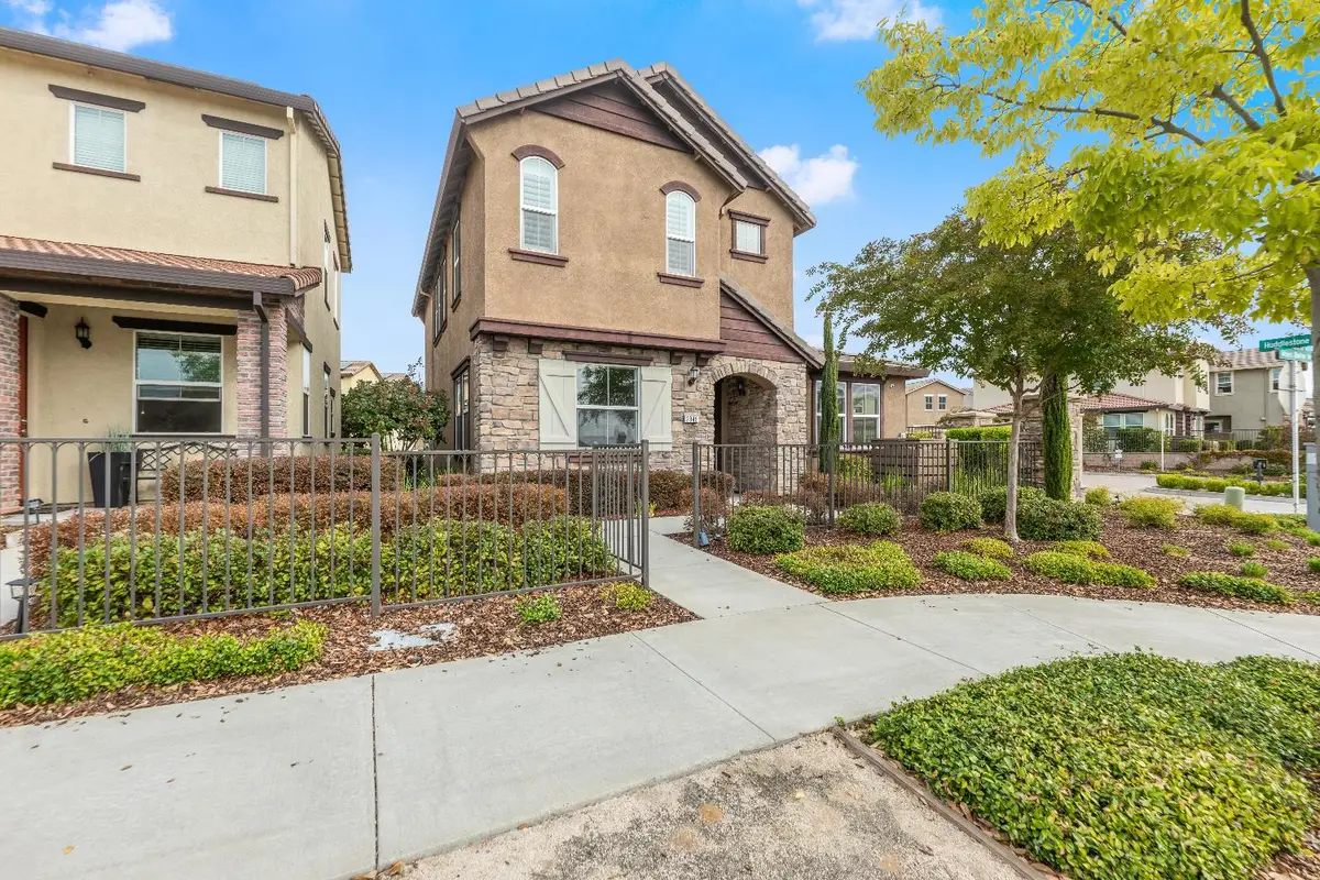 3849 Miners Ravine Drive, Roseville, CA 95661 - #1