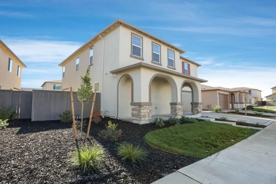 7048 Blue Bay Lane, Stockton, CA 95219 - Image #2