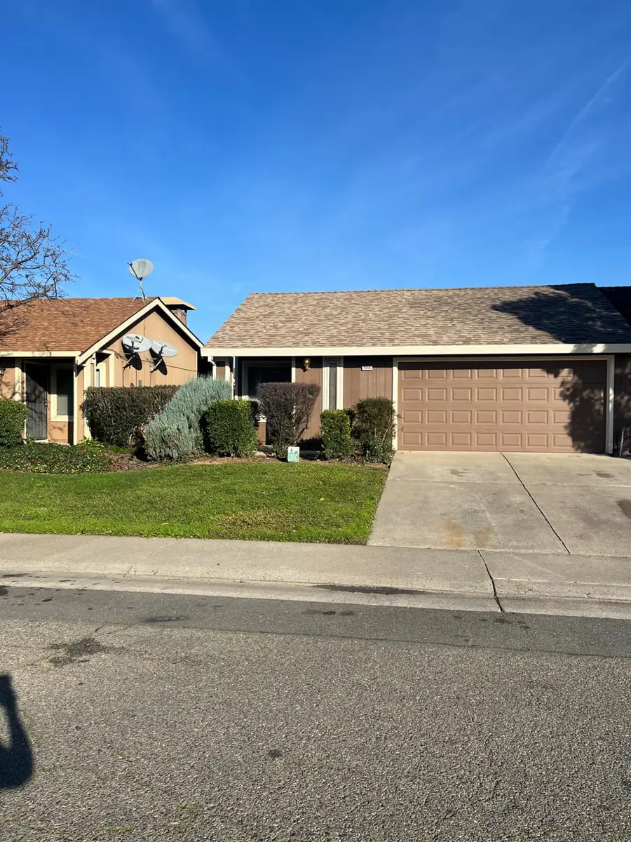 7956 Orchard Woods Circle, Sacramento, CA 95828 - Image #2