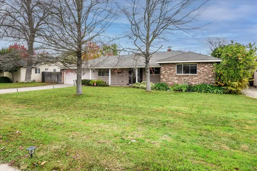 4721 Robertson Avenue, Carmichael, CA 95608 - Image #2