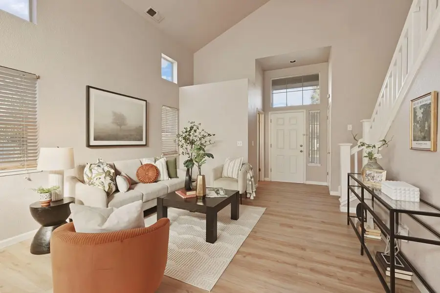 3634 Whispering Creek Circle, Stockton, CA 95219 - Image #2