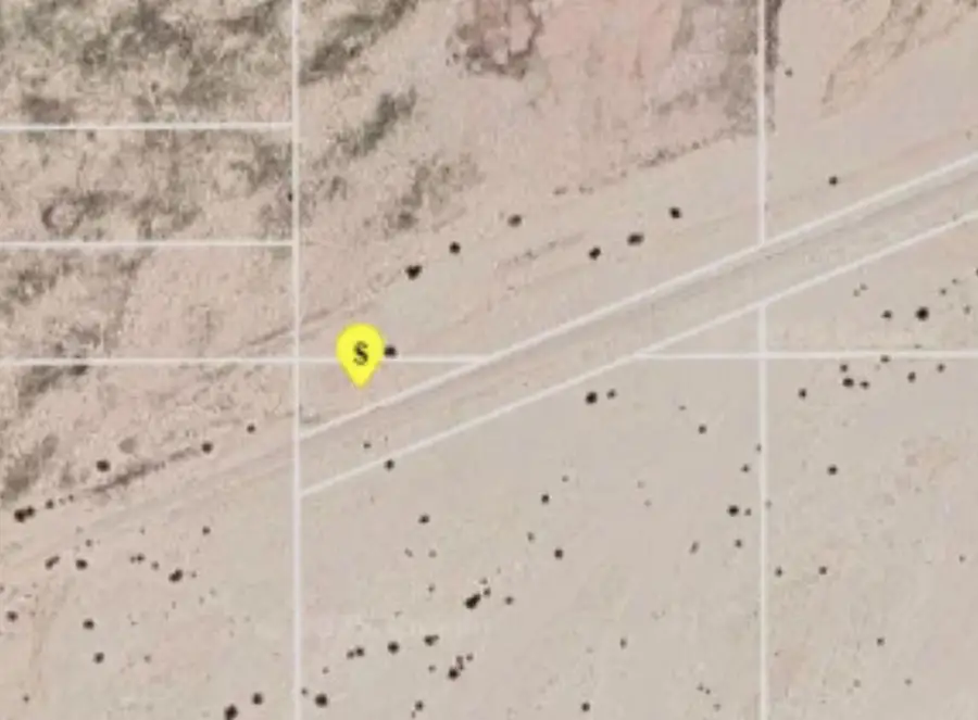 0 0488-121-38-0000, Hinkley, CA 92347 - Image #2