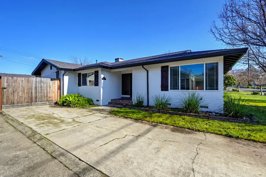 6915 18th Avenue, Sacramento, CA 95820 - Image #2