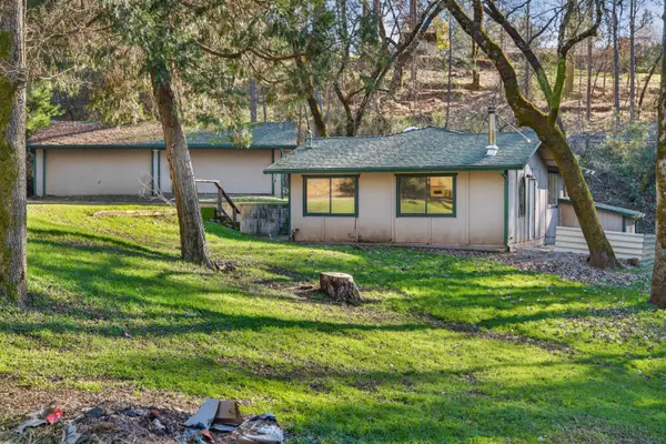 805 Country Road, Meadow Vista, CA 95722