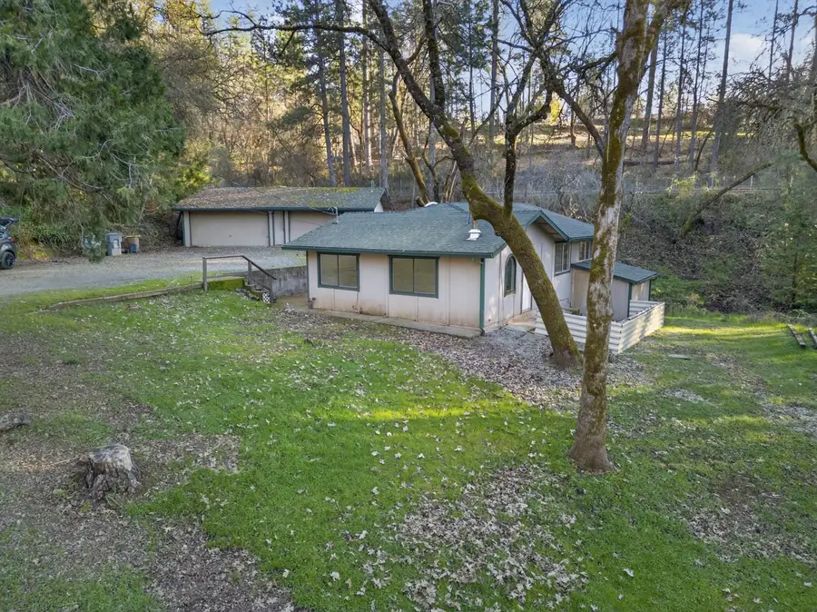 805 Country Road, Meadow Vista, CA 95722 - Image #2