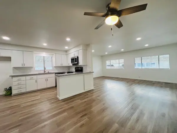 2307 Oakdale Road #32, Modesto, CA 95355