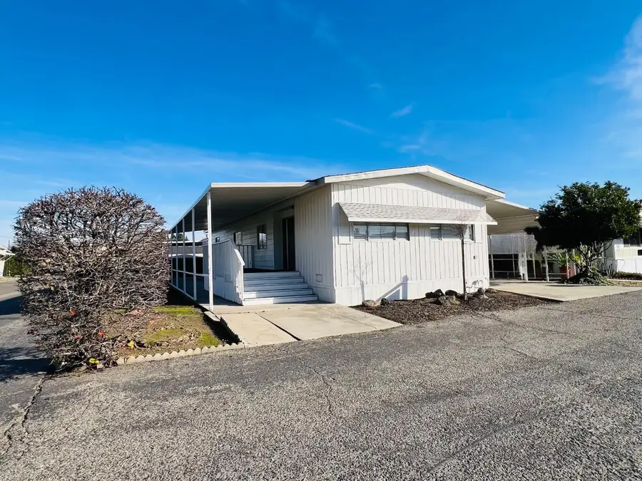 2307 Oakdale Road #32, Modesto, CA 95355 - Image #2