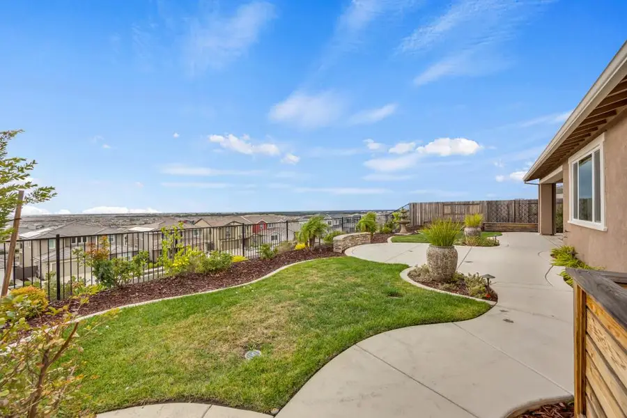 3177 Hinsdale Court, Folsom, CA 95630 - Image #2