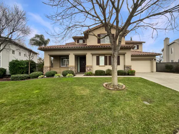 9673 Country Falls Lane, Elk Grove, CA 95757