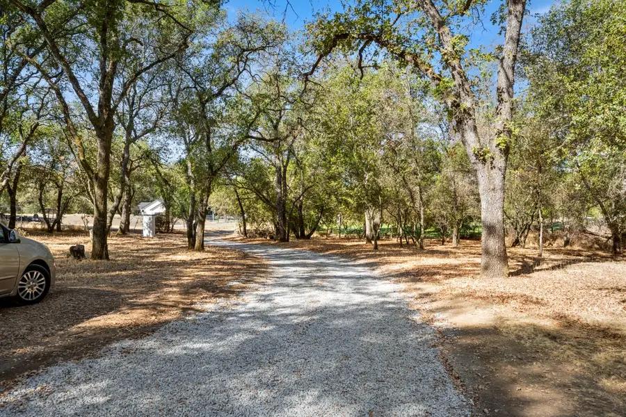 7801 Law Lane, Loomis, CA 95650 - Image #2