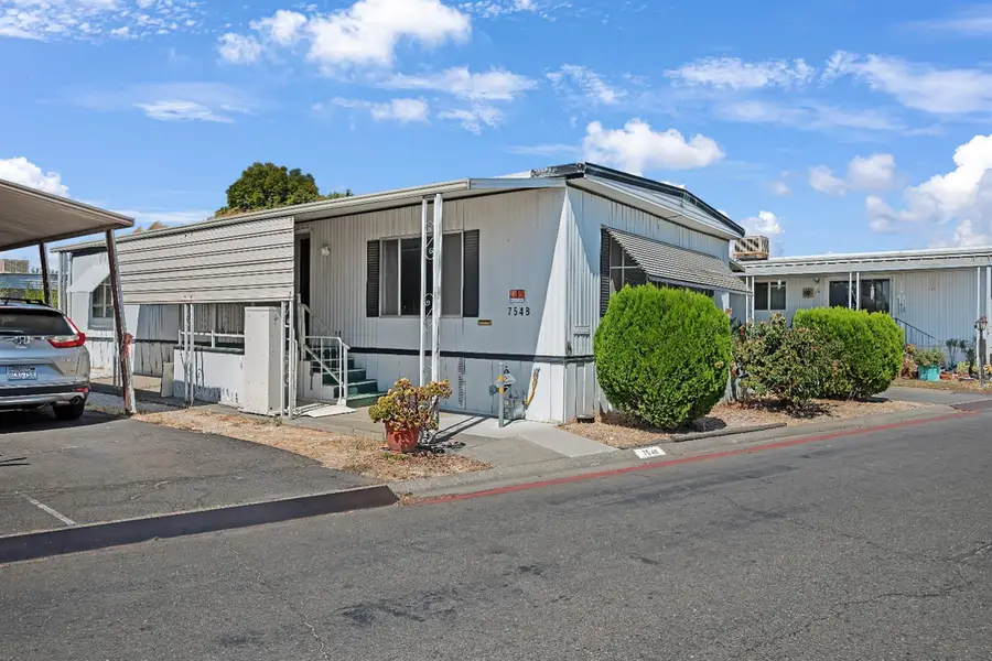 7548 Huckleberry Lane, Sacramento, CA 95828 - Image #3