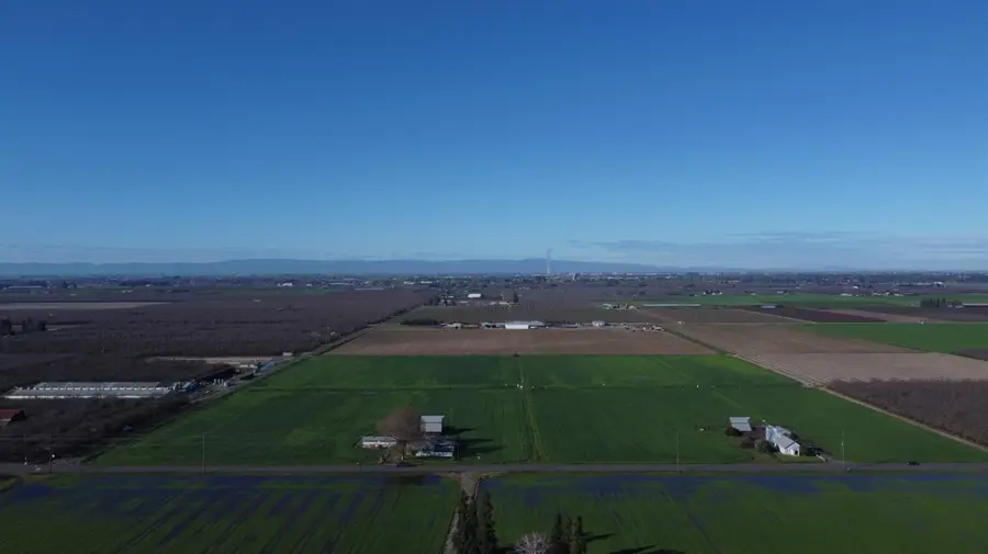 13085 N Vincent Road, Turlock, CA 95380 - Image #2