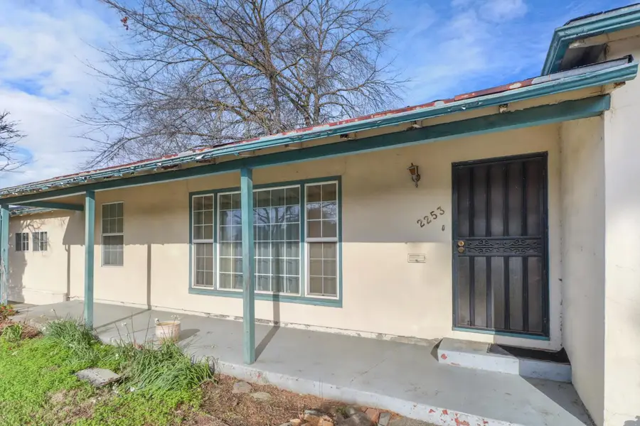 2253 24th Avenue, Sacramento, CA 95822 - Image #2