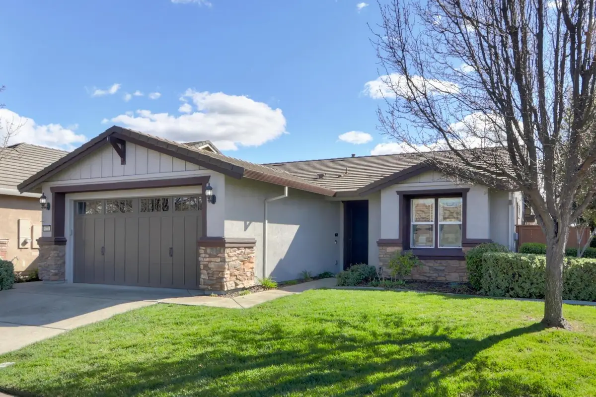 8221 Peak Forest Way, Elk Grove, CA 95757 - Image #1