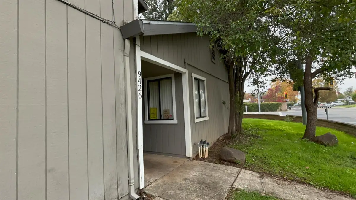 9426 Aizenberg Circle, Elk Grove, CA 95624 - Image #1
