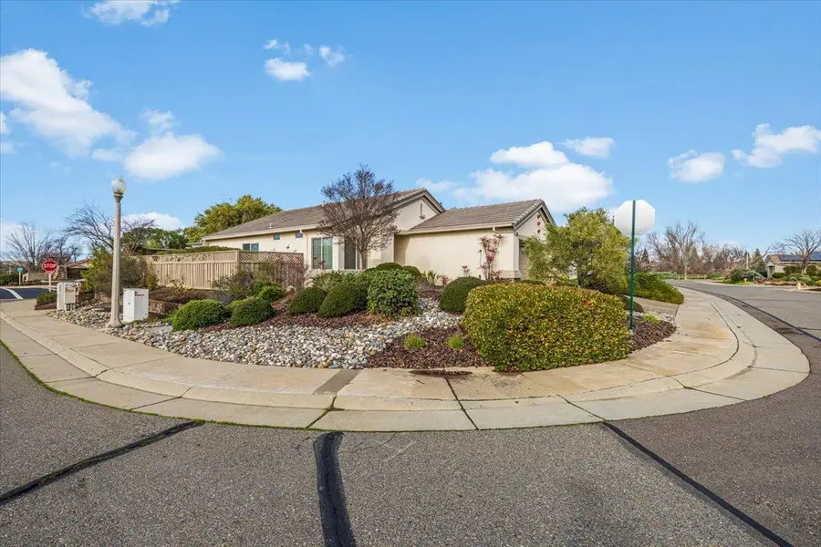 596 Geary Lane, Lincoln, CA 95648 - Image #2
