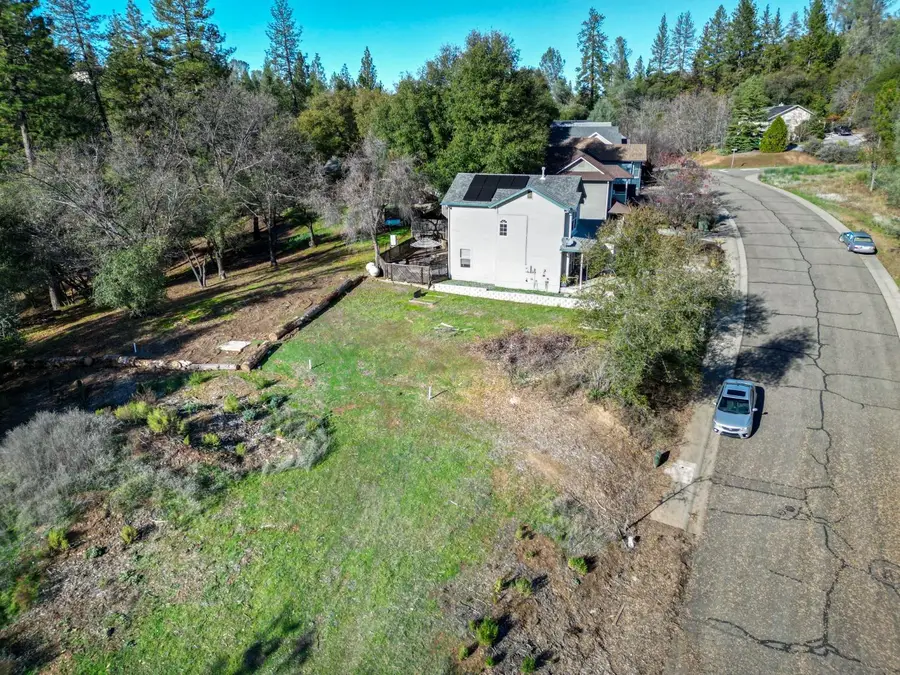 2532 Golden Eagle Dr, Placerville, CA 95667 - Image #2