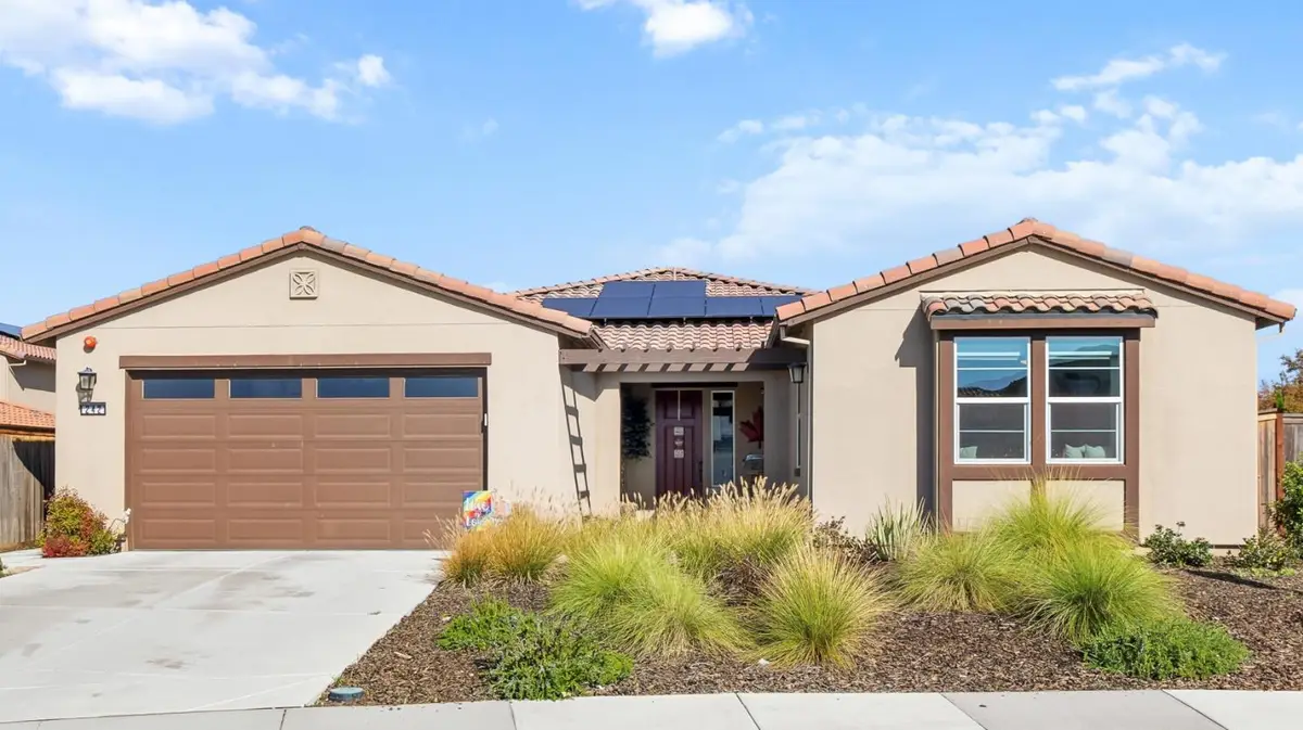 242 Mckays Point Pl, West Sacramento, CA 95605 - Image #1