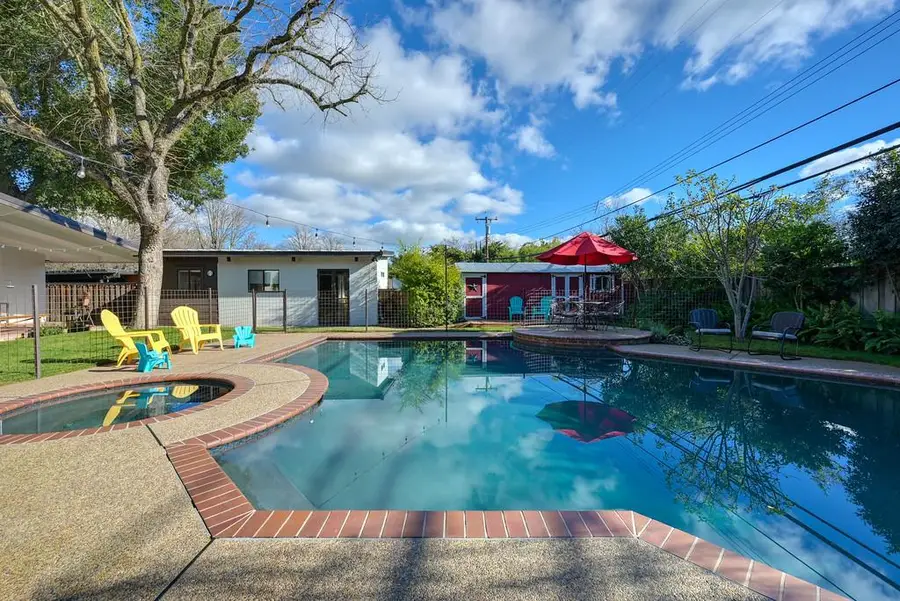 1217 Noonan Drive, Sacramento, CA 95822 - Image #3