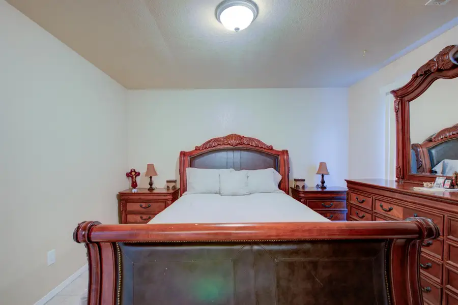 49 W Swallow, Merced, CA 95341 - Image #3