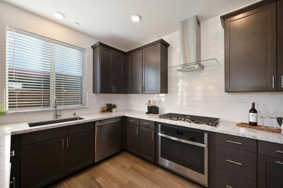 3258 Sidney Way, Folsom, CA 95630 - Image #3