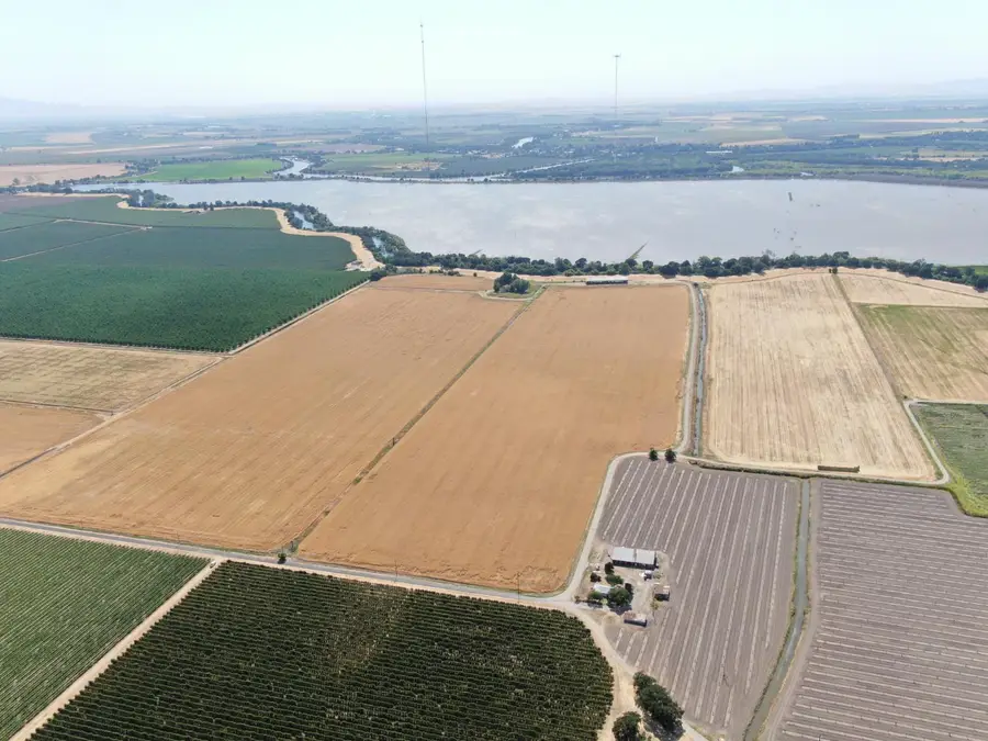 28725 N Vail Road, Thornton, CA 95686 - #2