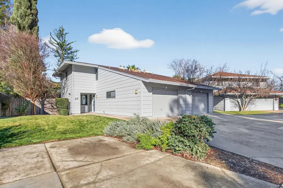 27 Park West Court, Sacramento, CA 95831 - Image #3
