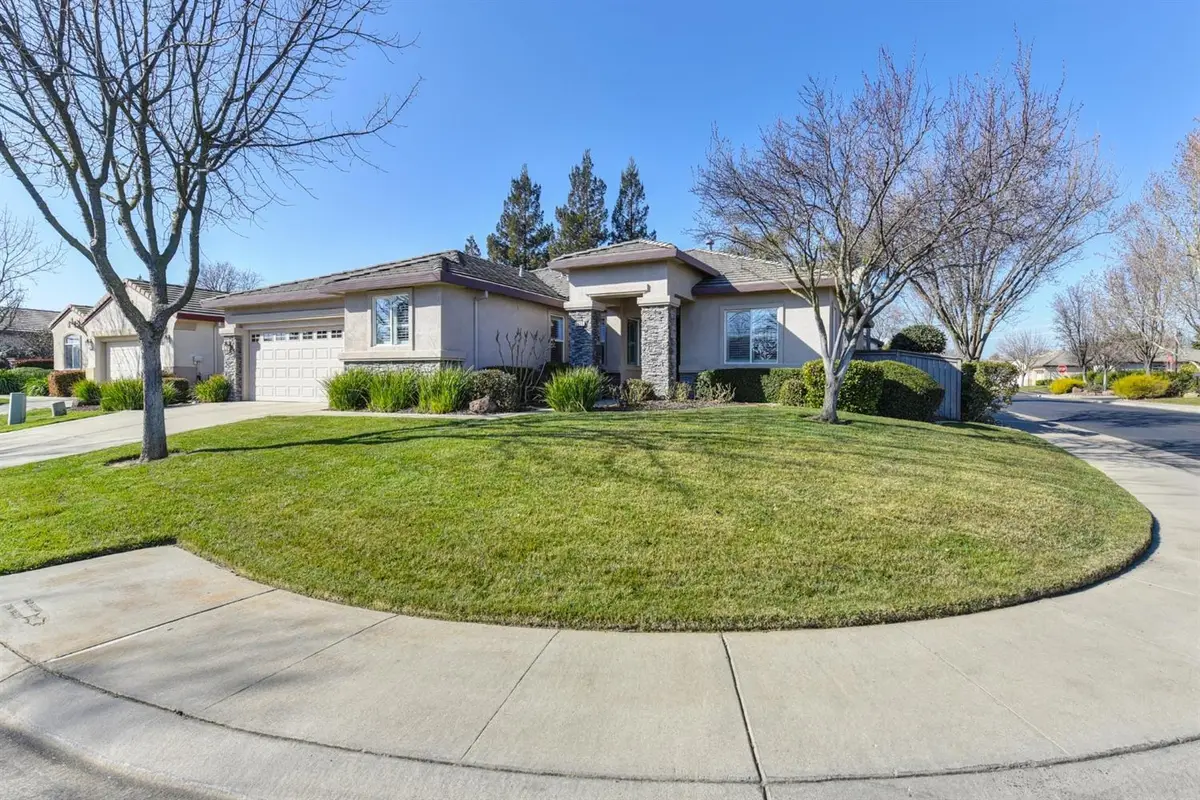 2625 Emerald Bay Lane, Elk Grove, CA 95758 - Image #1