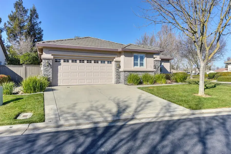 2625 Emerald Bay Lane, Elk Grove, CA 95758 - Image #2