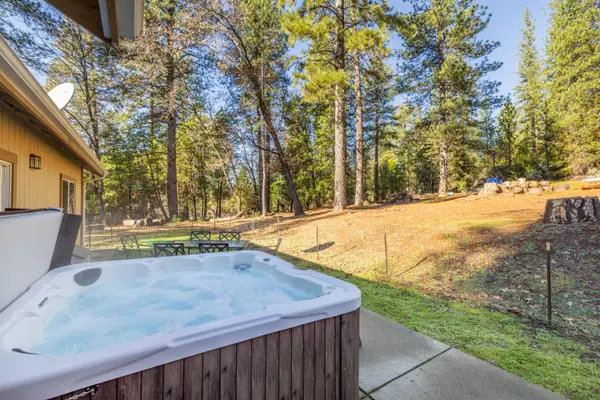 6843 Log Cabin Lane, Placerville, CA 95667