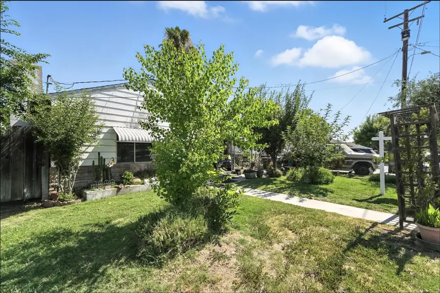 2713 Dale Avenue, Ceres, CA 95307 - Image #2