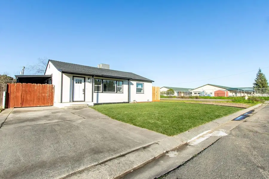 1665 Lois Way, Ceres, CA 95307 - Image #2