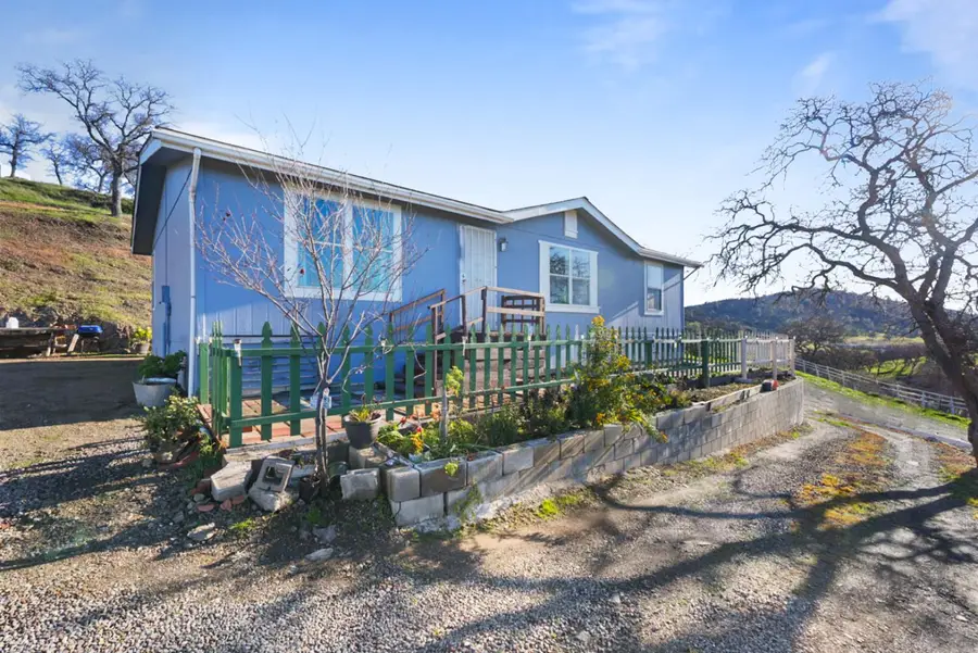 3601 Ladera Way, La Grange, CA 95329 - #2