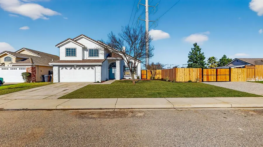 1684 E G Street, Oakdale, CA 95361 - Image #3