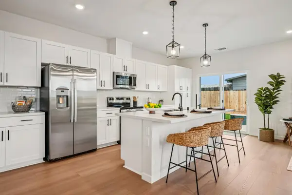 1633 Hansen Ranch Road, Olivehurst, CA 95961