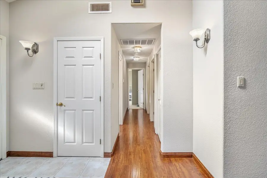 9013 Green River Way, Orangevale, CA 95662 - Image #3