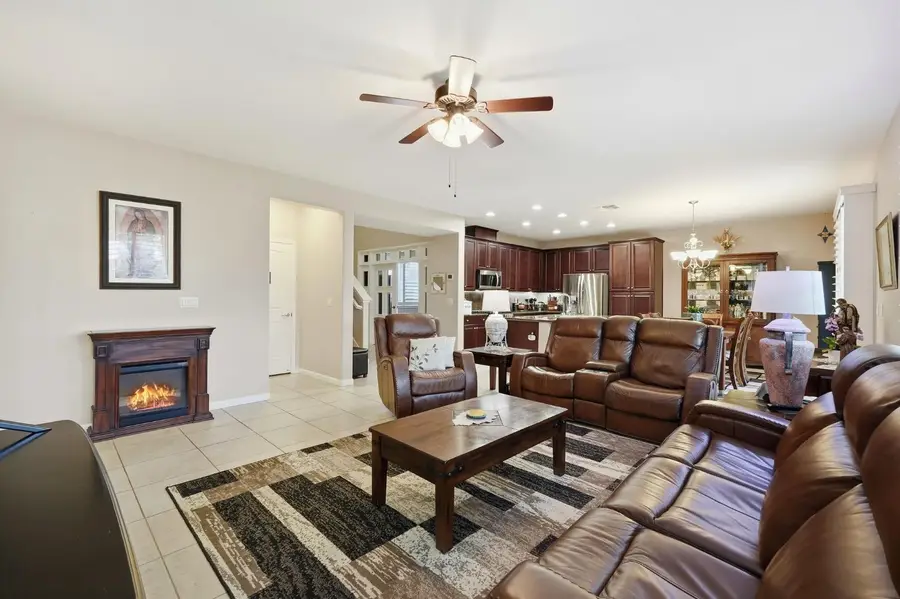 9532 Moss Hill Way, Sacramento, CA 95829 - Image #3