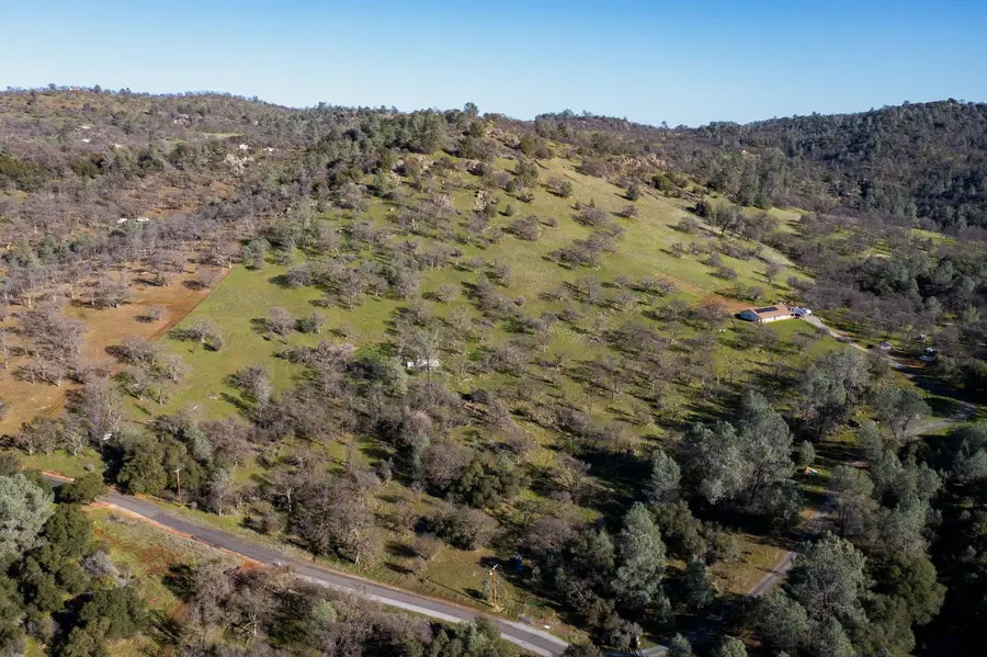 5271 Appaloosa Way, Angels Camp, CA 95222 - Image #2