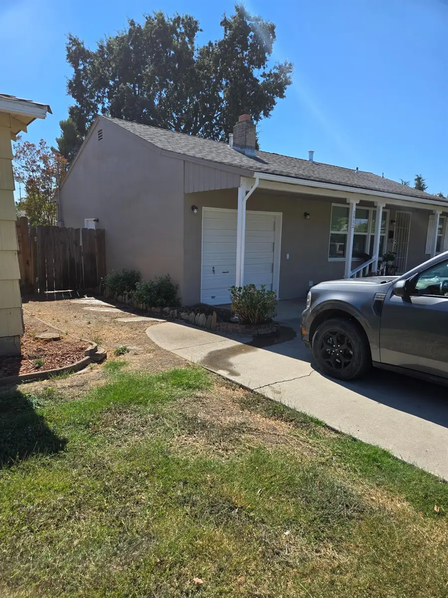 2052 S Tuxedo Avenue, Stockton, CA 95204 - Image #2
