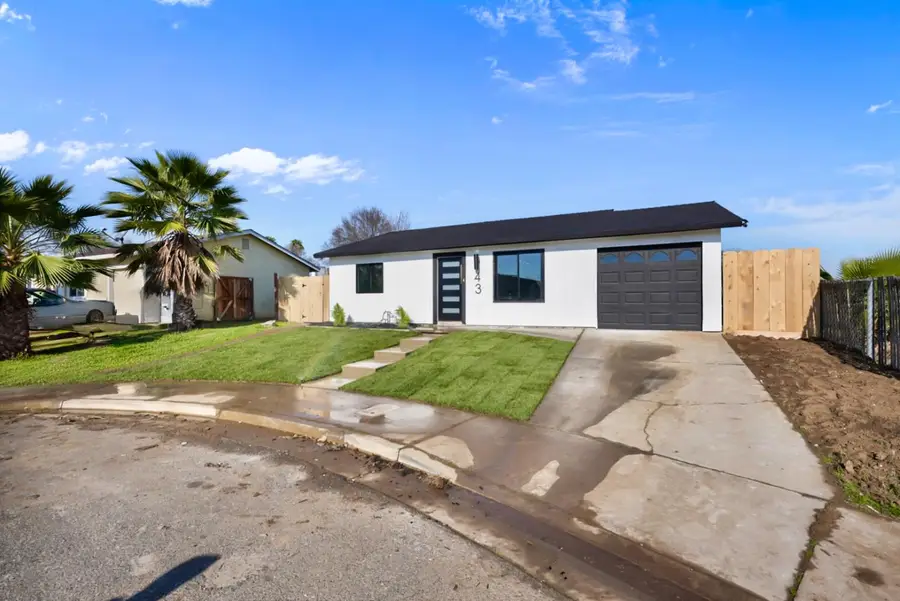 43 Skylark Street, Merced, CA 95341 - Image #2