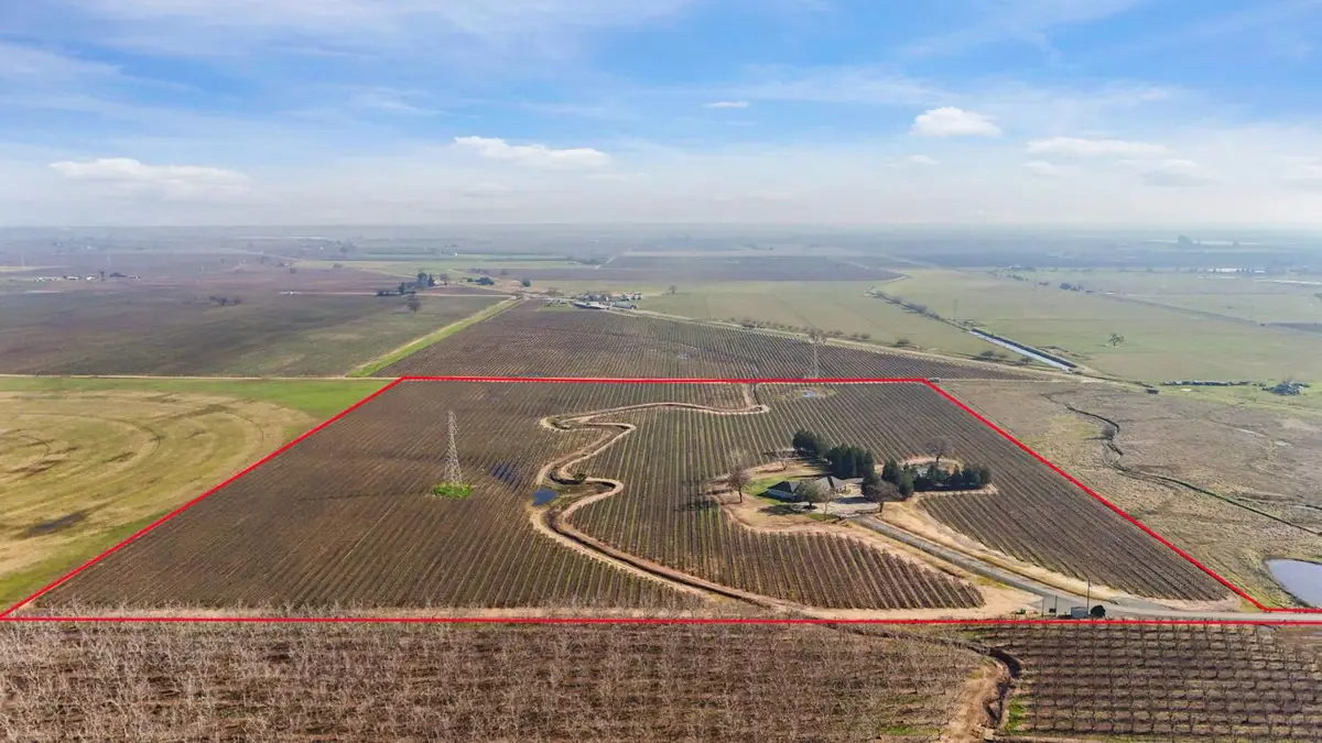 16025 E Harney Lane, Lodi, CA 95240 - Image #1