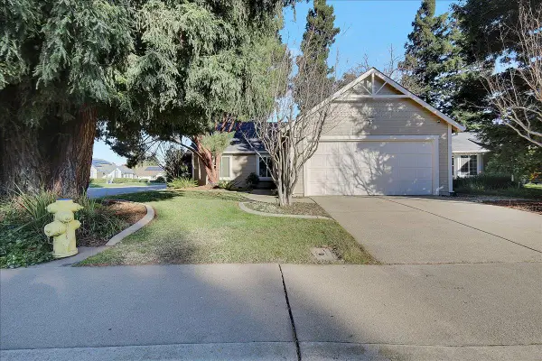 1083 Northgate Drive, Yuba City, CA 95991