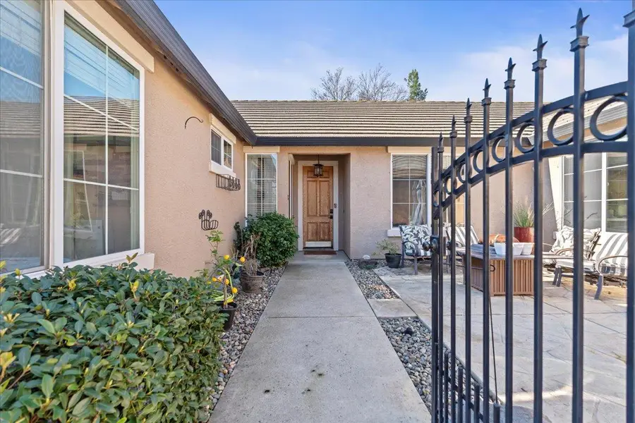 9168 Sipler Way, Elk Grove, CA 95758 - Image #3