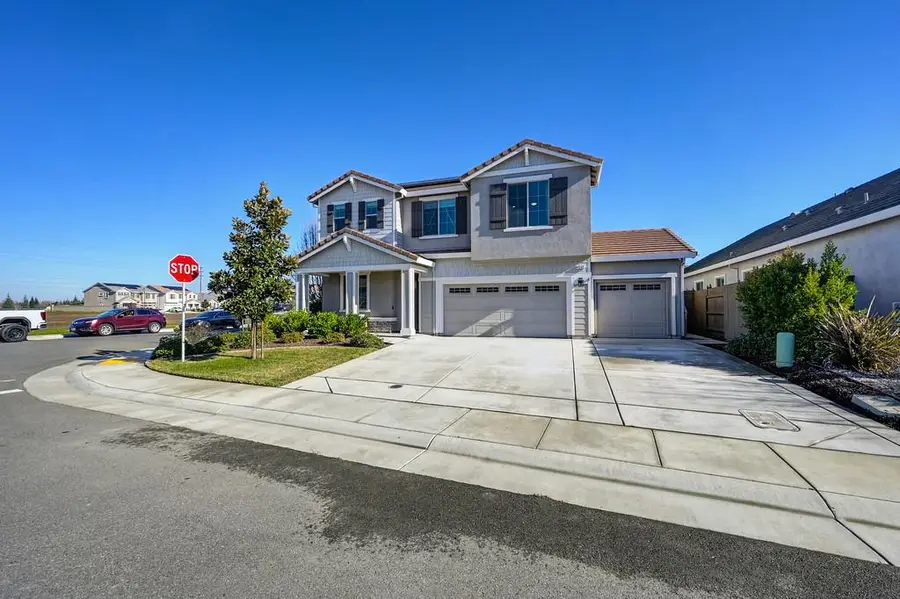 4532 Cloverleaf Way, Roseville, CA 95747 - Image #2